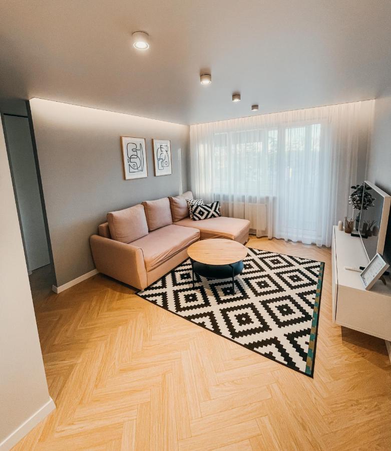 Vytautas Park Apartment With Free Parking Marijampolė エクステリア 写真